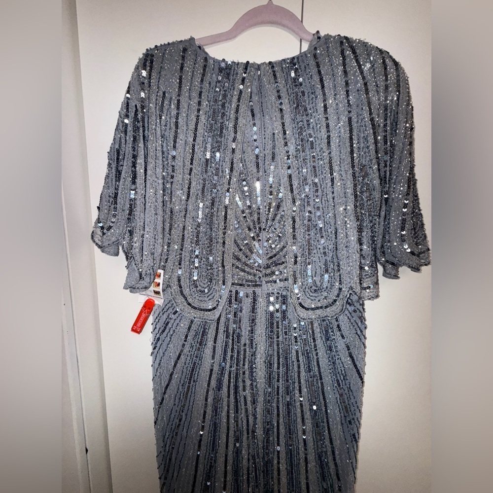 NWT |Mac Duggal 93583 Slate Blue Grey Sequined V Neck Cape Sleeve Gown Size 10 - Picture 14 of 16